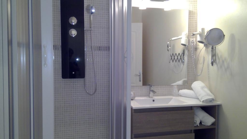 De La Bastide Hotel 2*